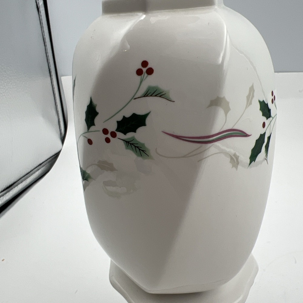 Christopher Stuart Holiday Splendor vase - Picture 2 of 8